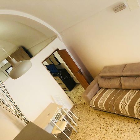 Annandre Apartment Полиняно а Маре Екстериор снимка