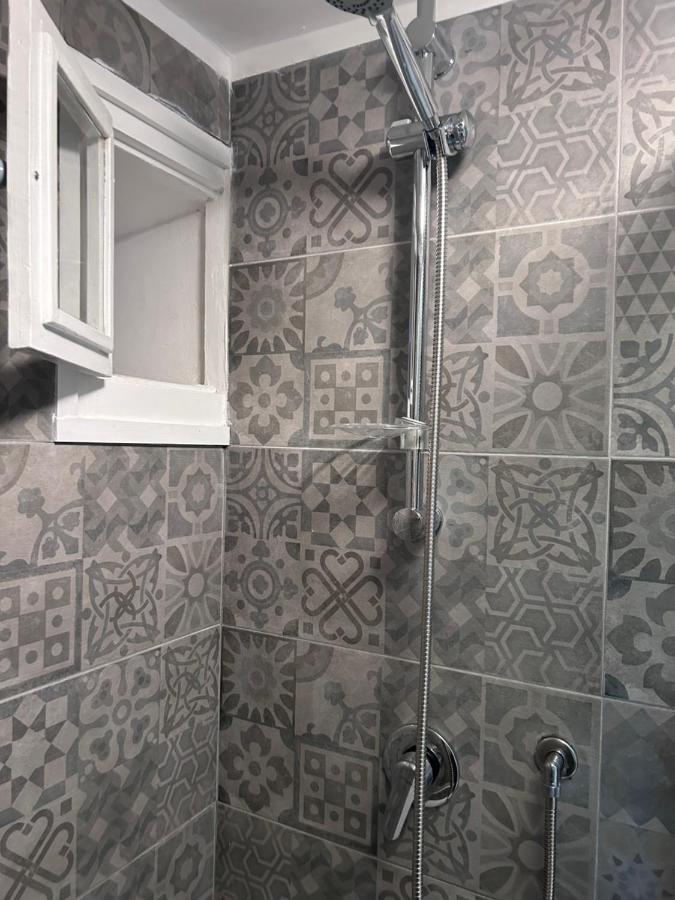 Annandre Apartment Полиняно а Маре Екстериор снимка