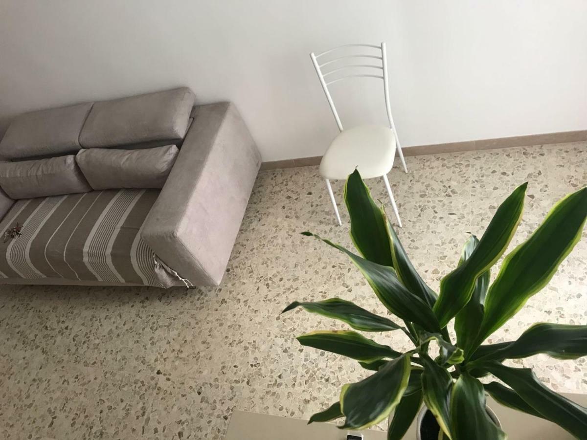 Annandre Apartment Полиняно а Маре Екстериор снимка